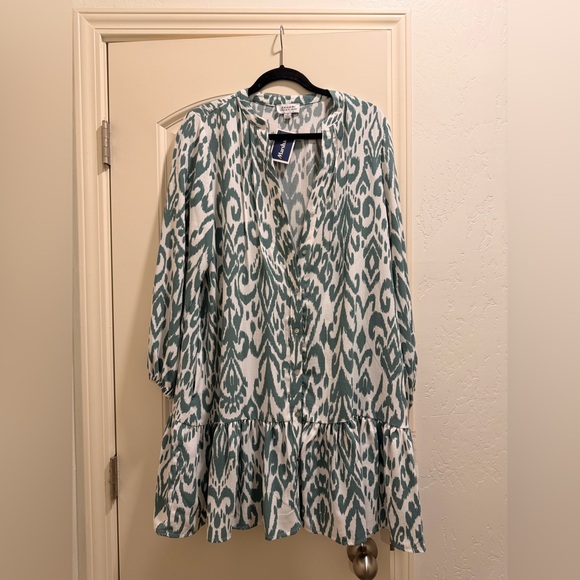 Tahari Dresses & Skirts - Tahari Green and White Midi Dress